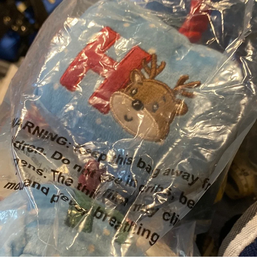 New Frisco Ho Ho Ho Holiday Plush with rope squeaky dog toy size medium